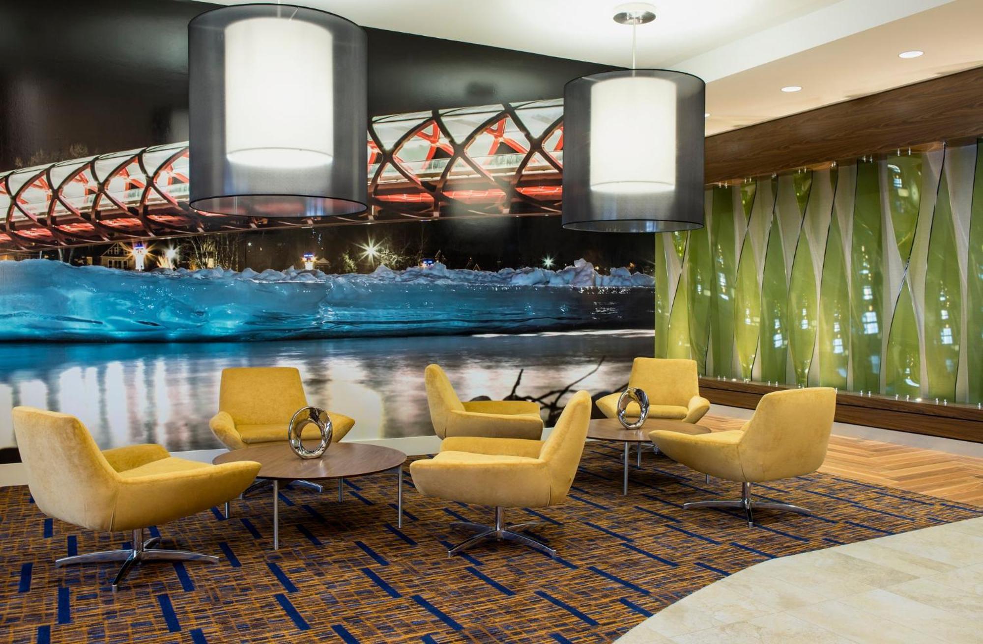 Courtyard By Marriott Calgary South Hotel Buitenkant foto