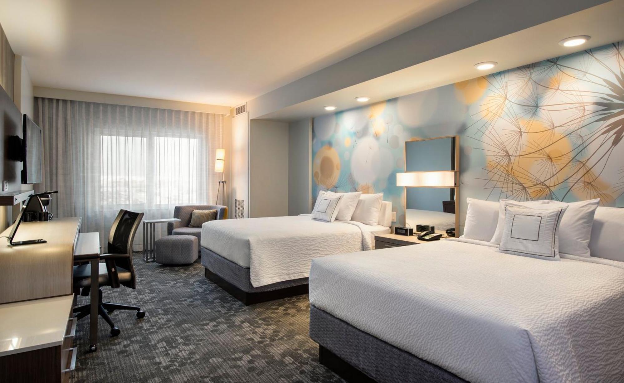 Courtyard By Marriott Calgary South Hotel Buitenkant foto